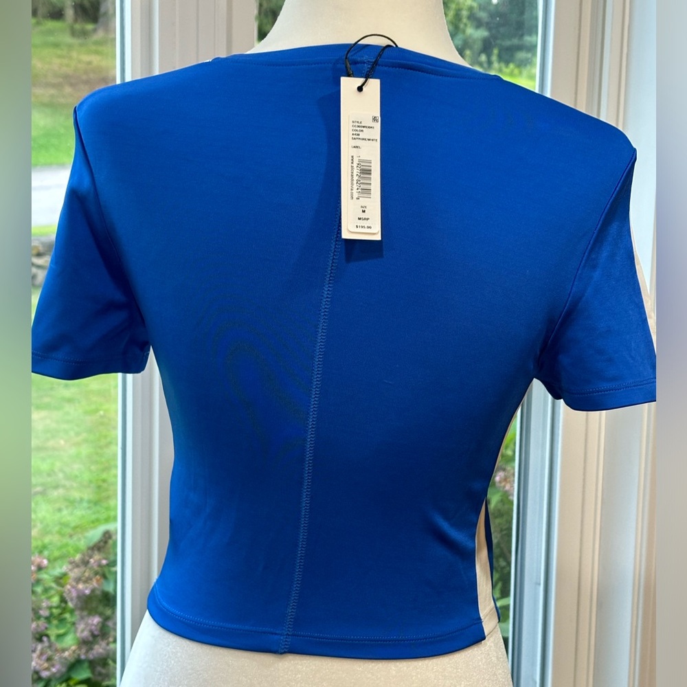 Alice + Olivia Cindy Classic Cropped T-shirt - Picture 5 of 10